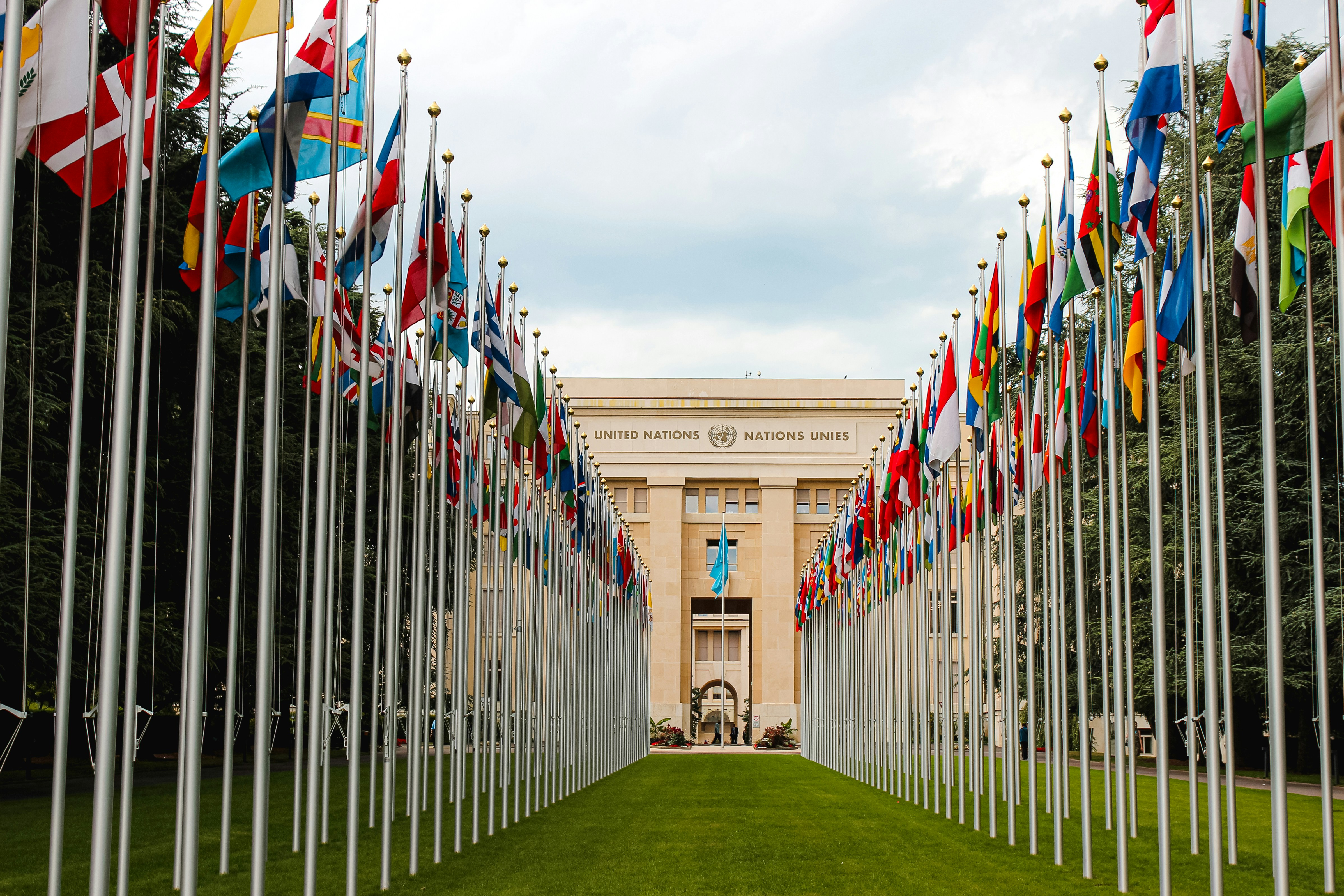 Foto von Mathias Reding auf Unsplash Eingang United Nations